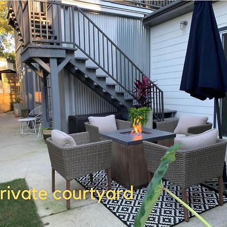 Normalbnb - 2 Blocks From Restaurants, Bars, Hospital 아테네 외부 사진